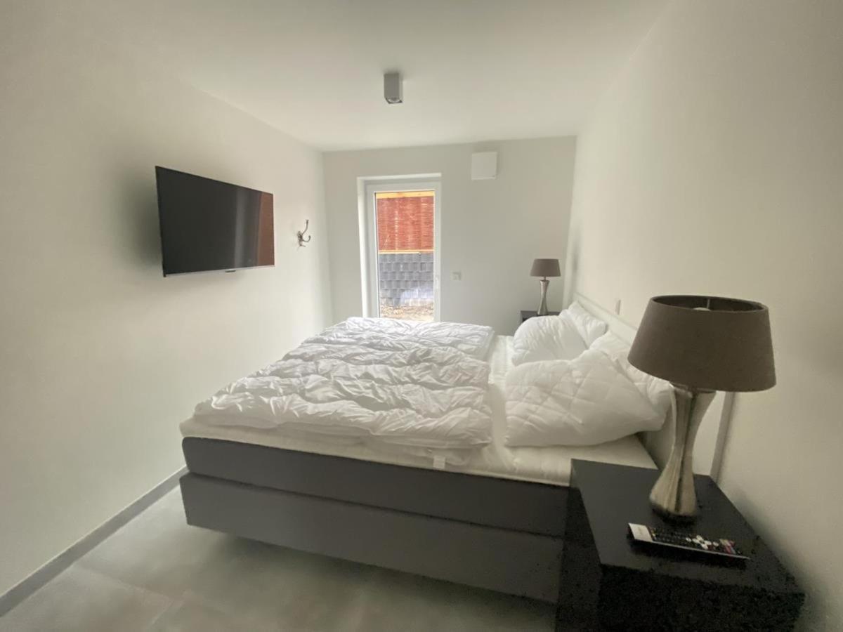 Apartamento Die Zimmerei 4 - Traumhaft In Greetsiel Krummhörn Exterior foto