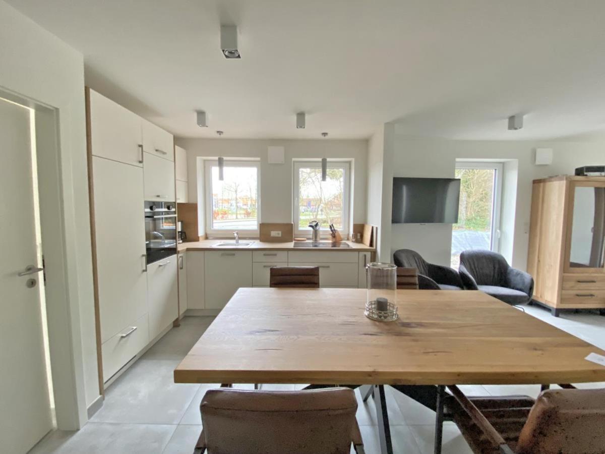Apartamento Die Zimmerei 4 - Traumhaft In Greetsiel Krummhörn Exterior foto